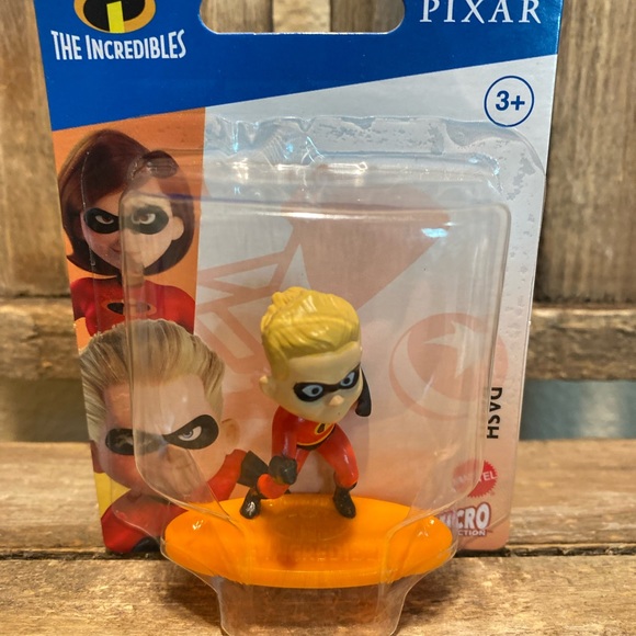 The Incredibles Micro Collection Set of 5, Mr. Incredible Elastigirl Violet Dash - Picture 12 of 15